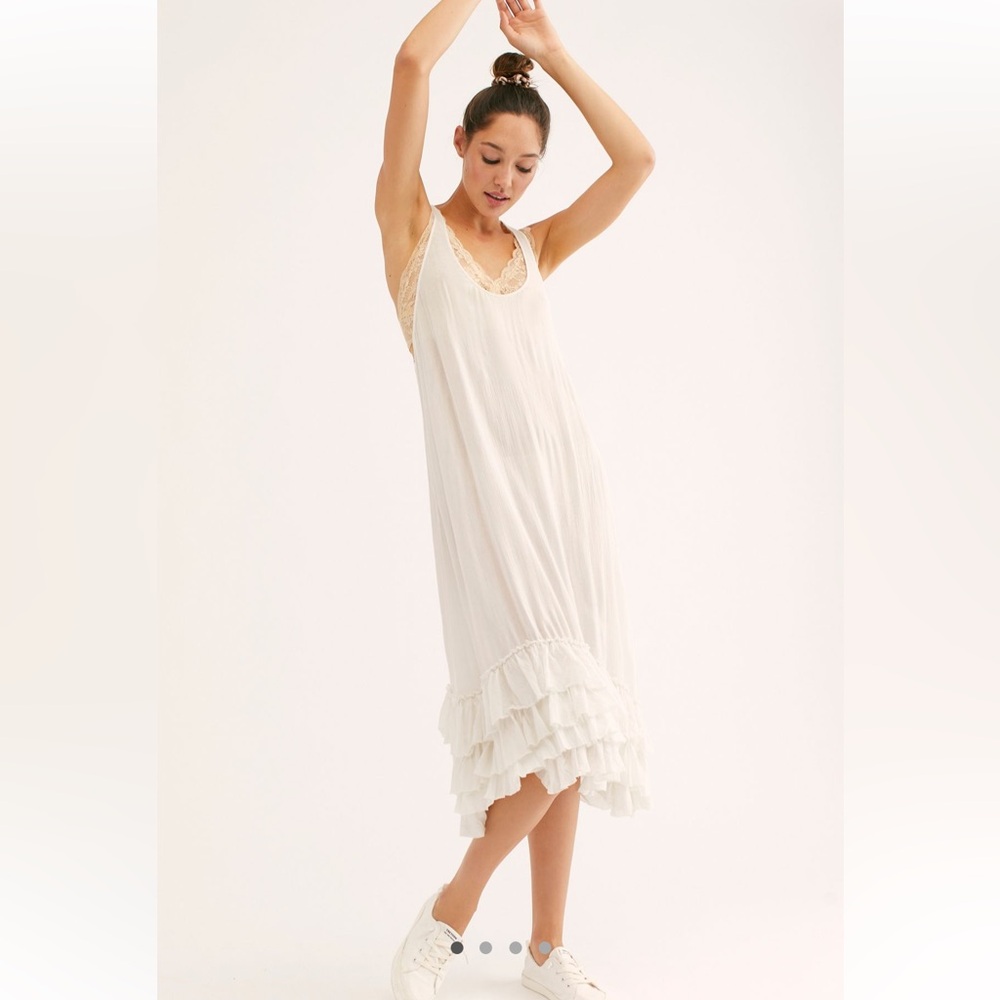 Free people one odette ruffle slip